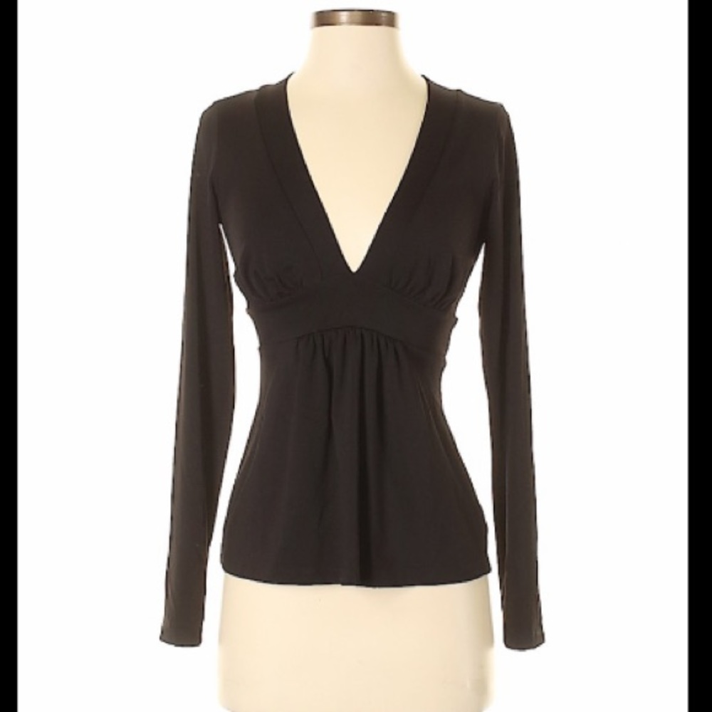 Susana Monaco black long sleeve v-neck size XS
